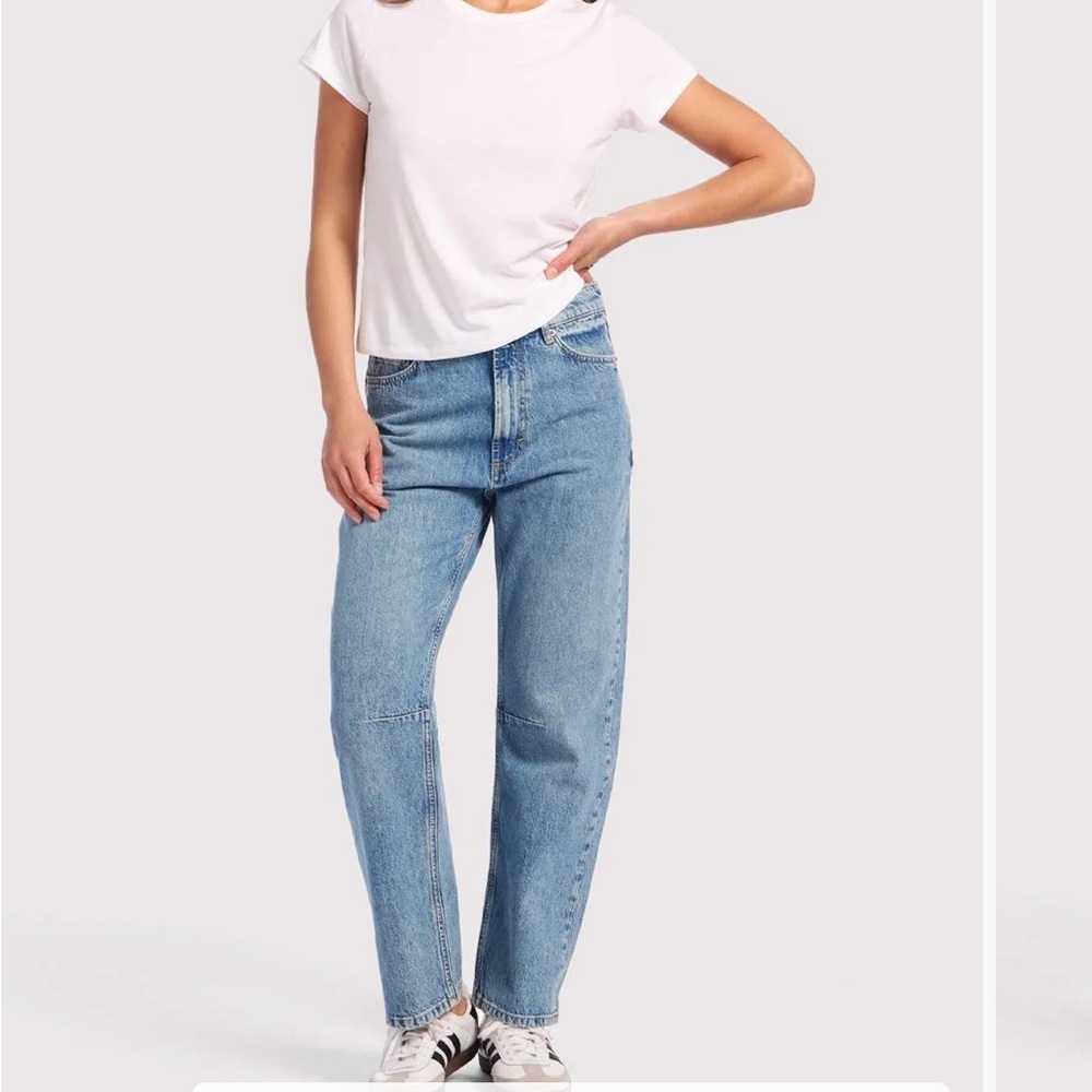 nuuds The relaxed Tapered Jean in Addison Wash - Picture 7 of 8